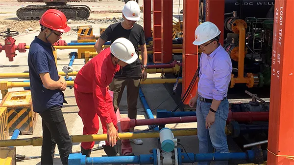 Liquid Flow Detection in Oil and Gas Drilling Well Liquid Flow Detection in Oil and Gas Drilling Well